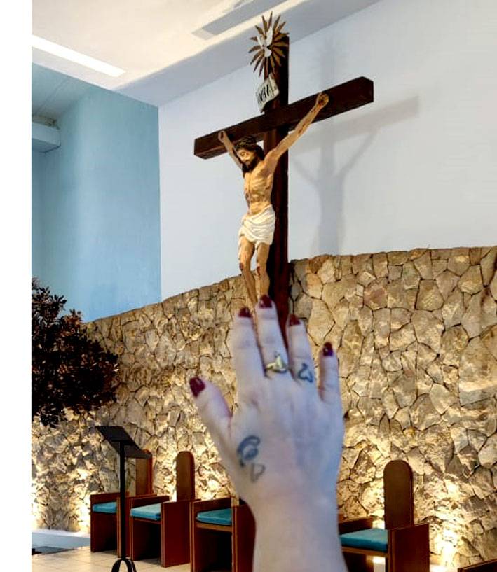 A carne, o mundo e o demônio te impedem de seguir o caminho de Jesus?